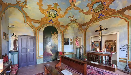 The private chapel with Resurrection fresco